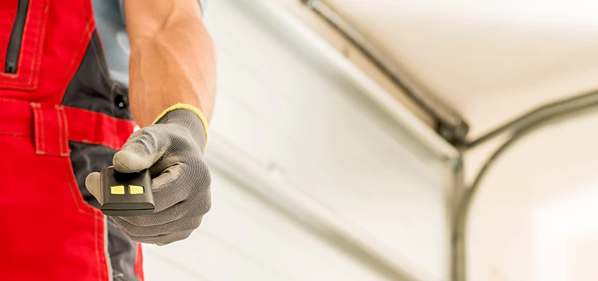 Residential Garage Door Security in Parlier, California