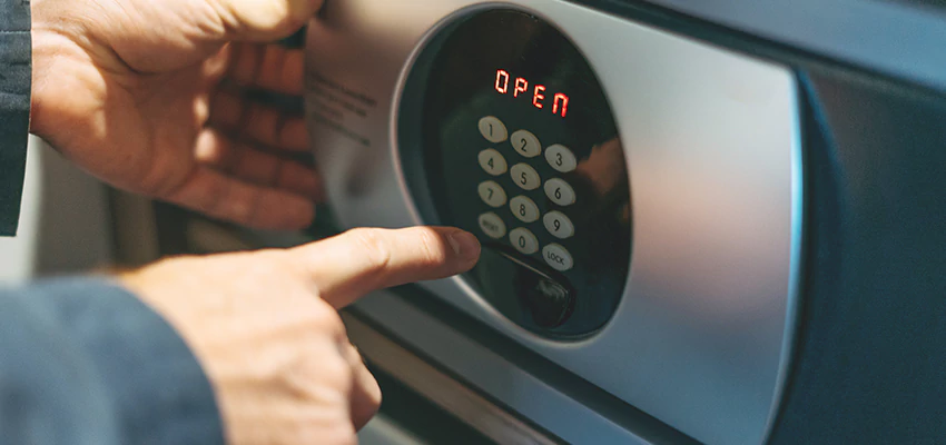 Cash Safe Openers in Parlier, California