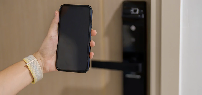 Keypad Wifi Locks Repair And Installation in Parlier, CA