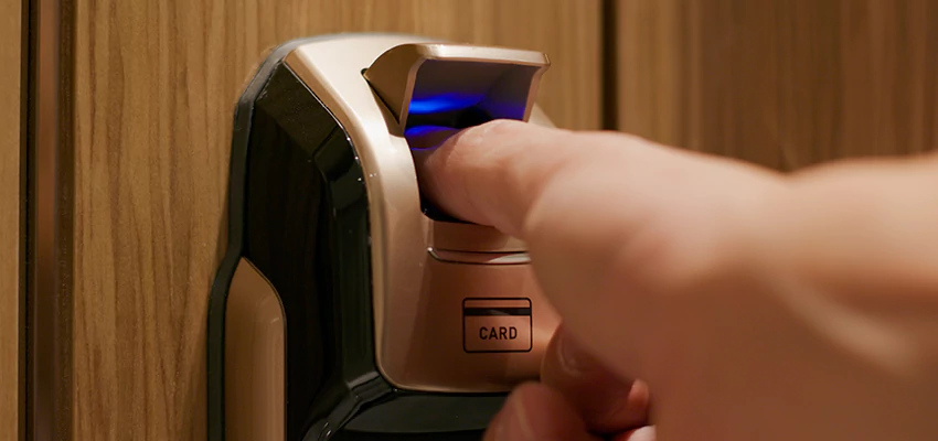 Locksmith Company For Window Lock Installation in Parlier, California