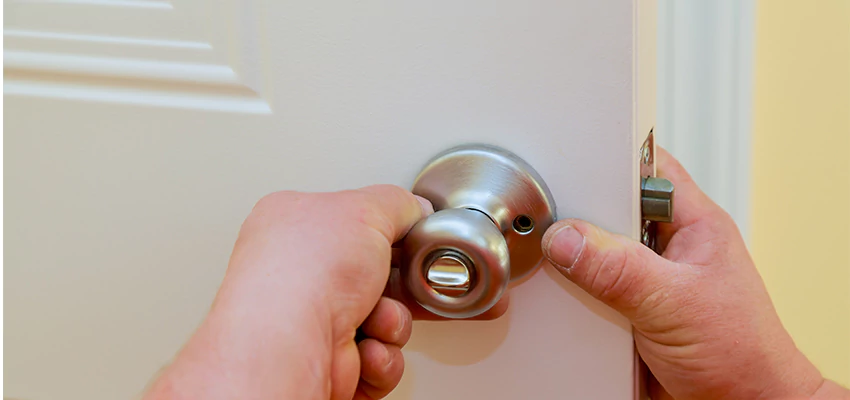After-hours Locksmith For Lock And Key Installation in Parlier, CA