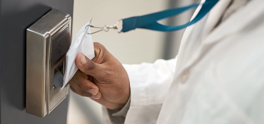 Commercial Locksmith For Rekey in Parlier, CA