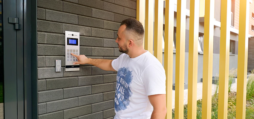 Locksmith Company For Smart Lock System Installation in Parlier, California